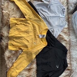 Gymshark bundle: Three cropped viral seamlesss tops size medium